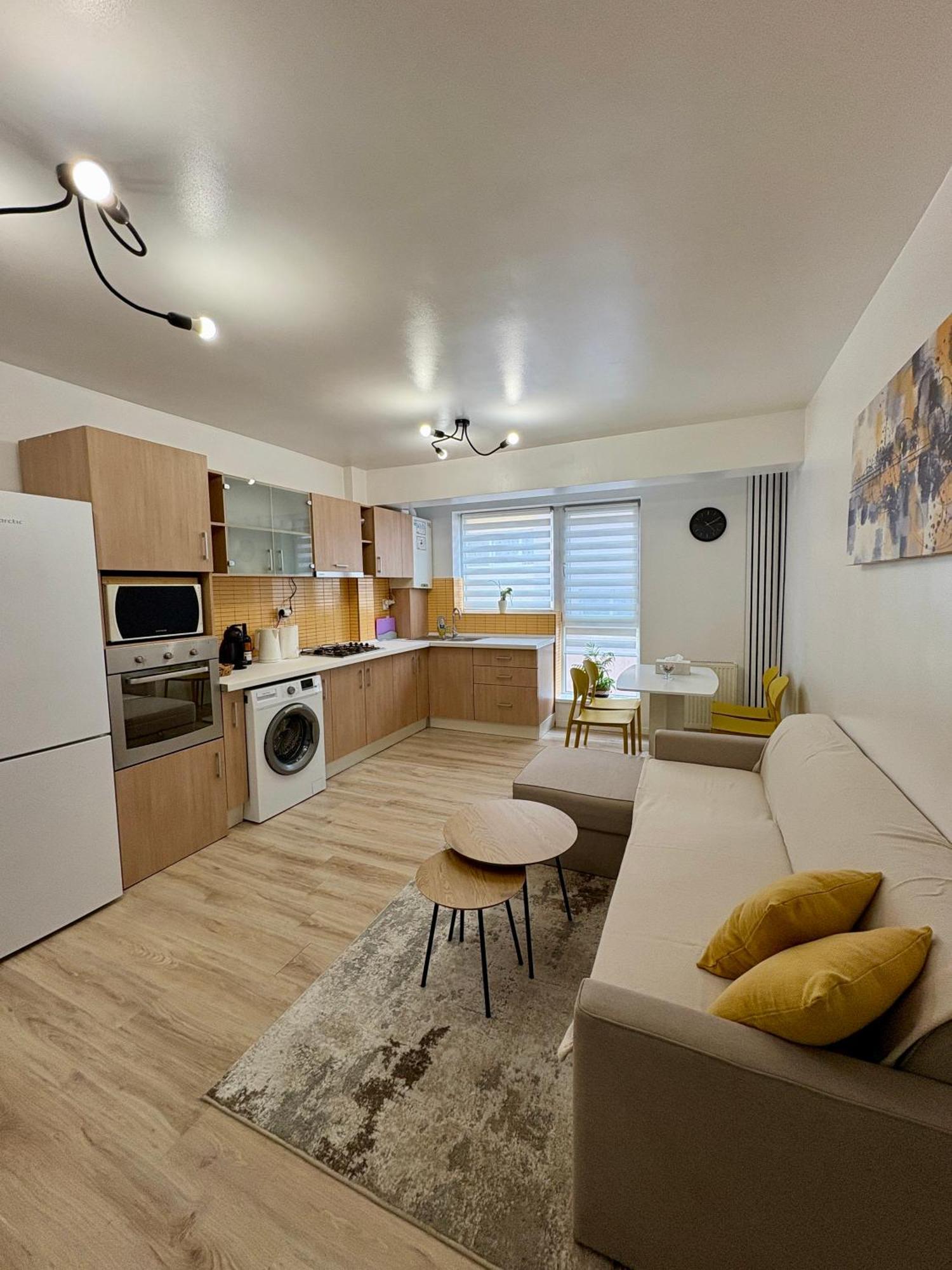 Yellow Appartement *